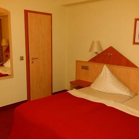 Abant Hotel Frankfurt Obertshausen Extérieur photo