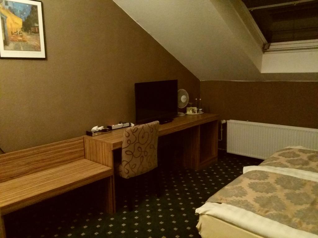Abant Hotel Frankfurt Obertshausen Extérieur photo