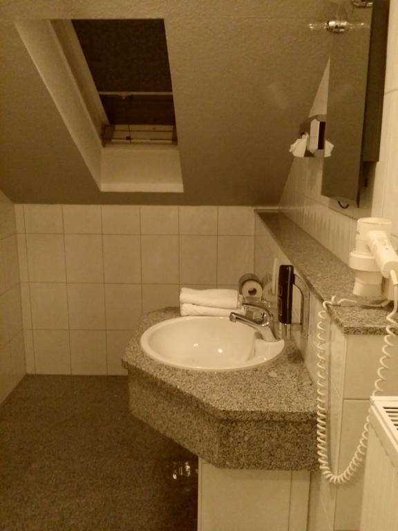Abant Hotel Frankfurt Obertshausen Extérieur photo